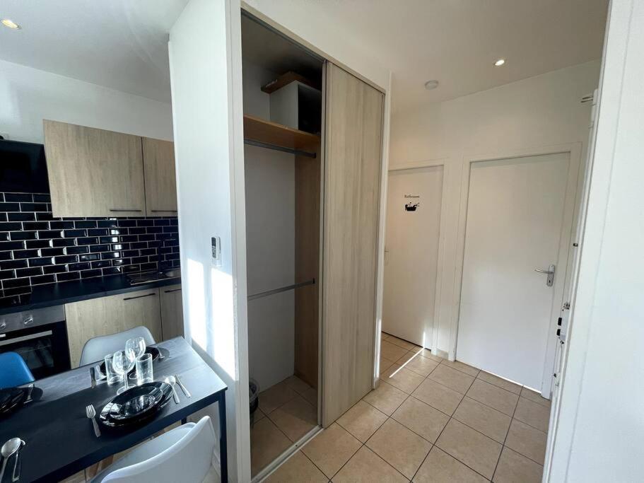 Appartement T2 Pour 3 Personnes Marselha Exterior foto